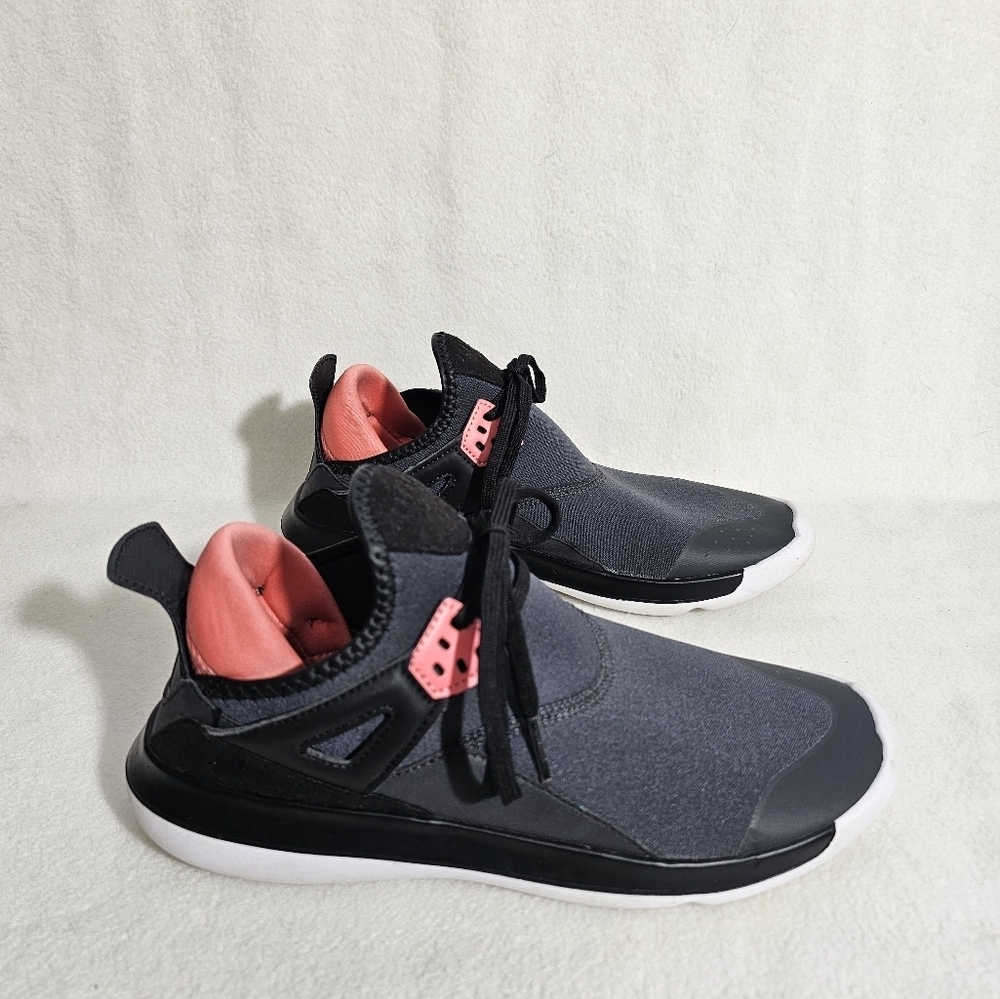 Air Jordan Fly 89 Gray/Pink Sneakers